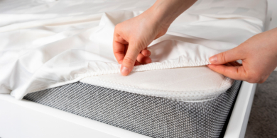 Как гладить простынь на резинке